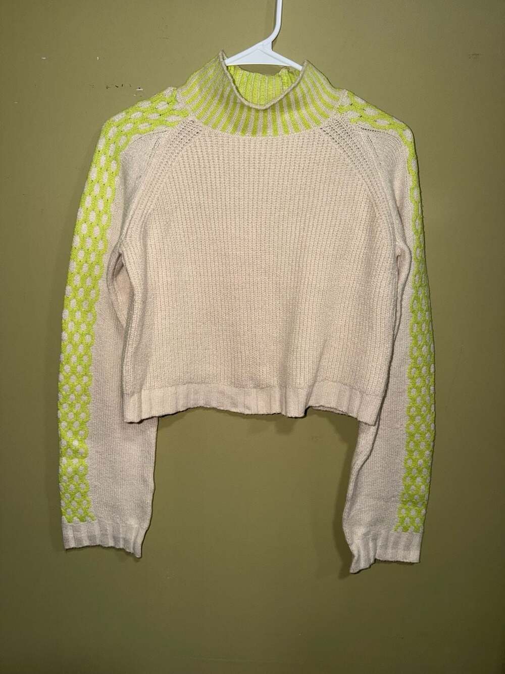 Wild Fable Women's Mock Turtleneck Boxy Pullover Sweater Off-White XXS